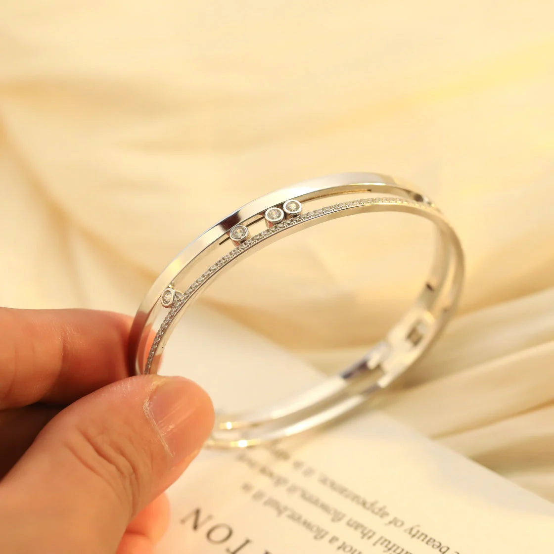 [Lumi]Move Romane Diamond Bangle Bracelet