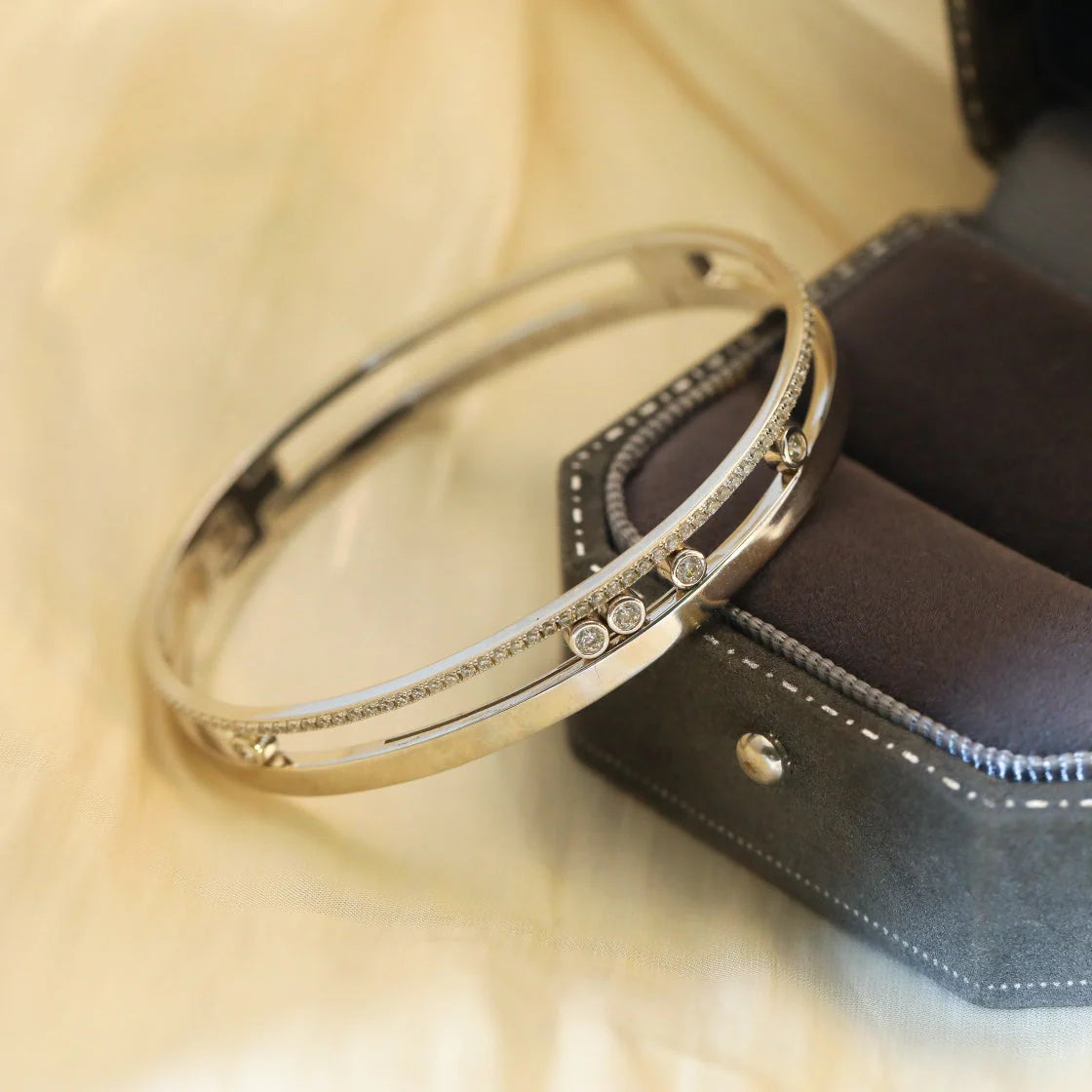 [Lumi]Move Romane Diamond Bangle Bracelet