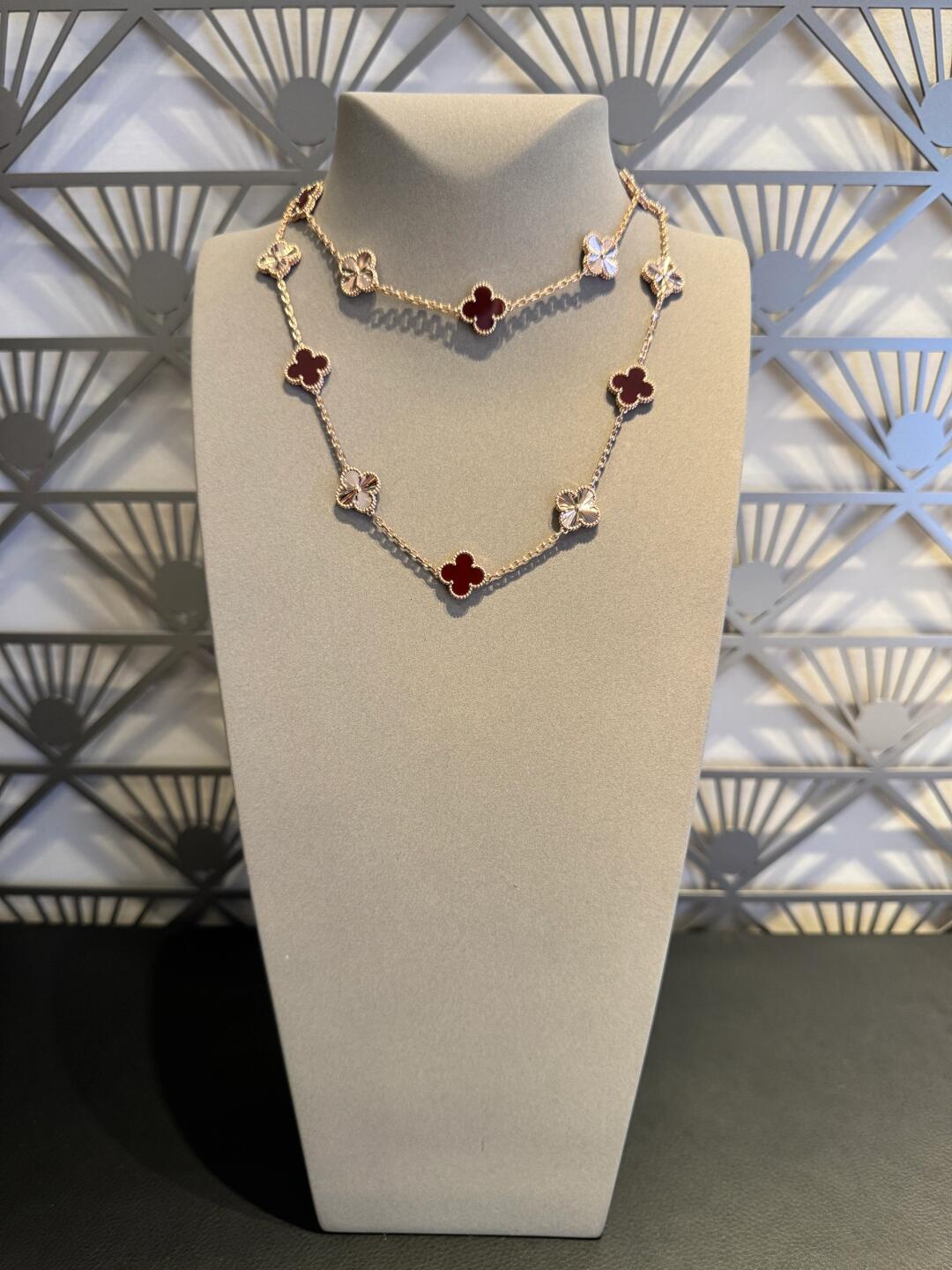 [Lumi Jewels]CLOVER 20 MOTIFS LASER CARNELIAN NECKLACE