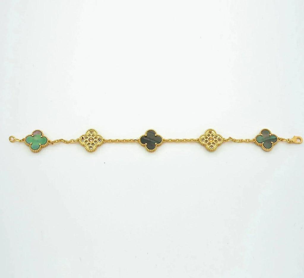 [Lumi Jewels] CLOVER 5 MOTIF GRAY MOP BRACELET COLLECTION