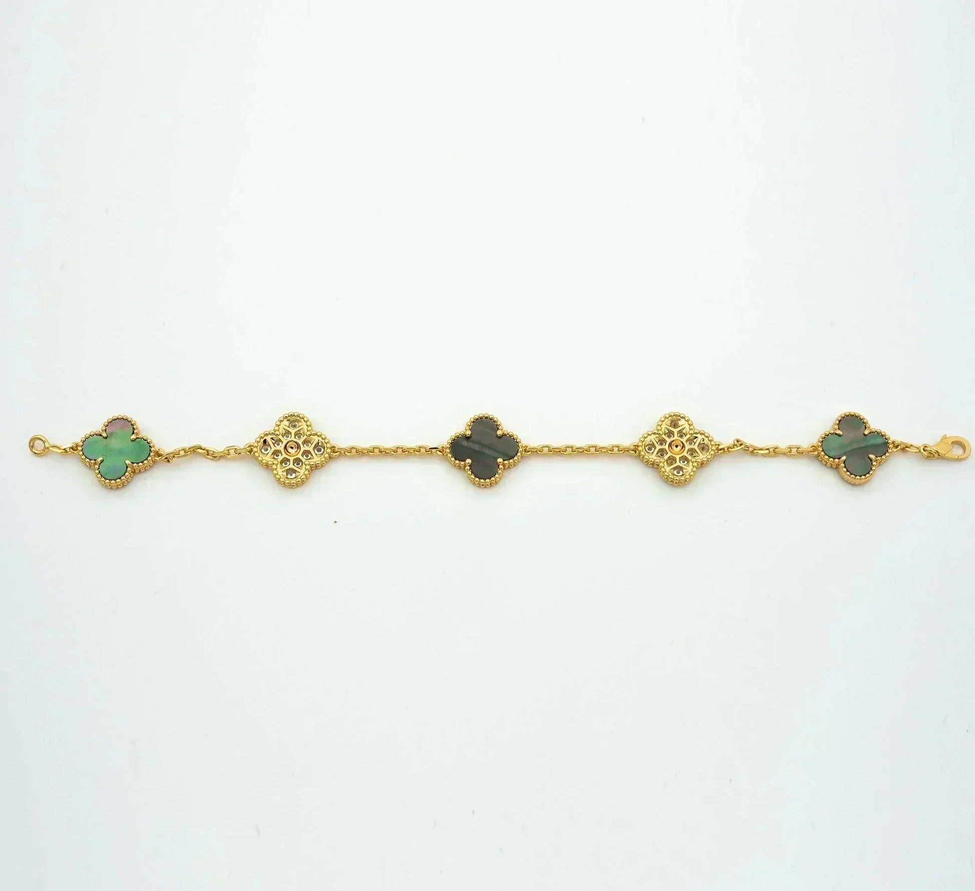 [Lumi Jewels] CLOVER 5 MOTIF GRAY MOP BRACELET COLLECTION