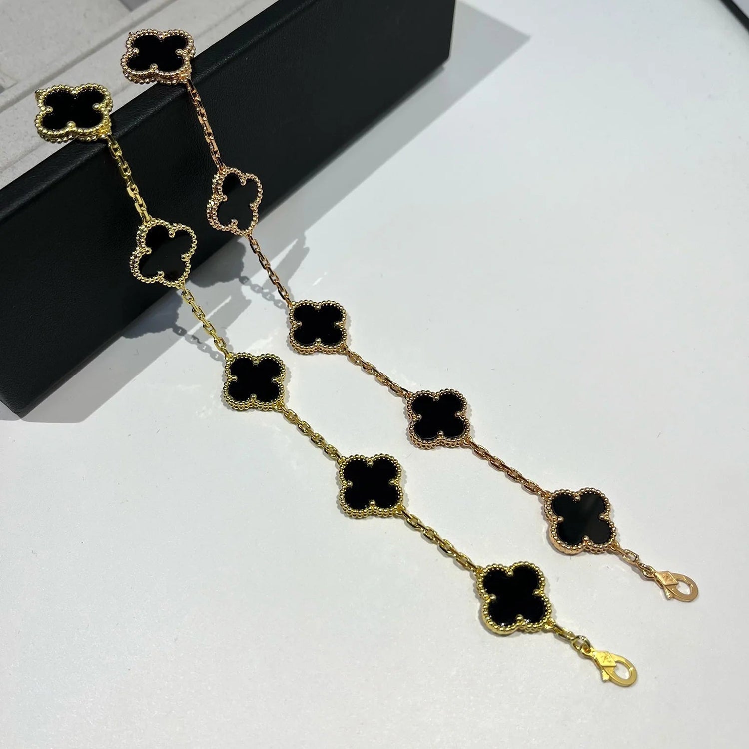 [Lumi Jewels] CLOVER 5 MOTIF ONYXS BRACELET COLLECTION