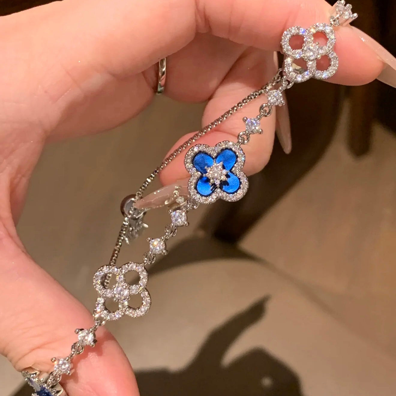 [Lumi Jewels]CLOVER 5 MOTIF PINK BLUE RED WHITE BRACELET