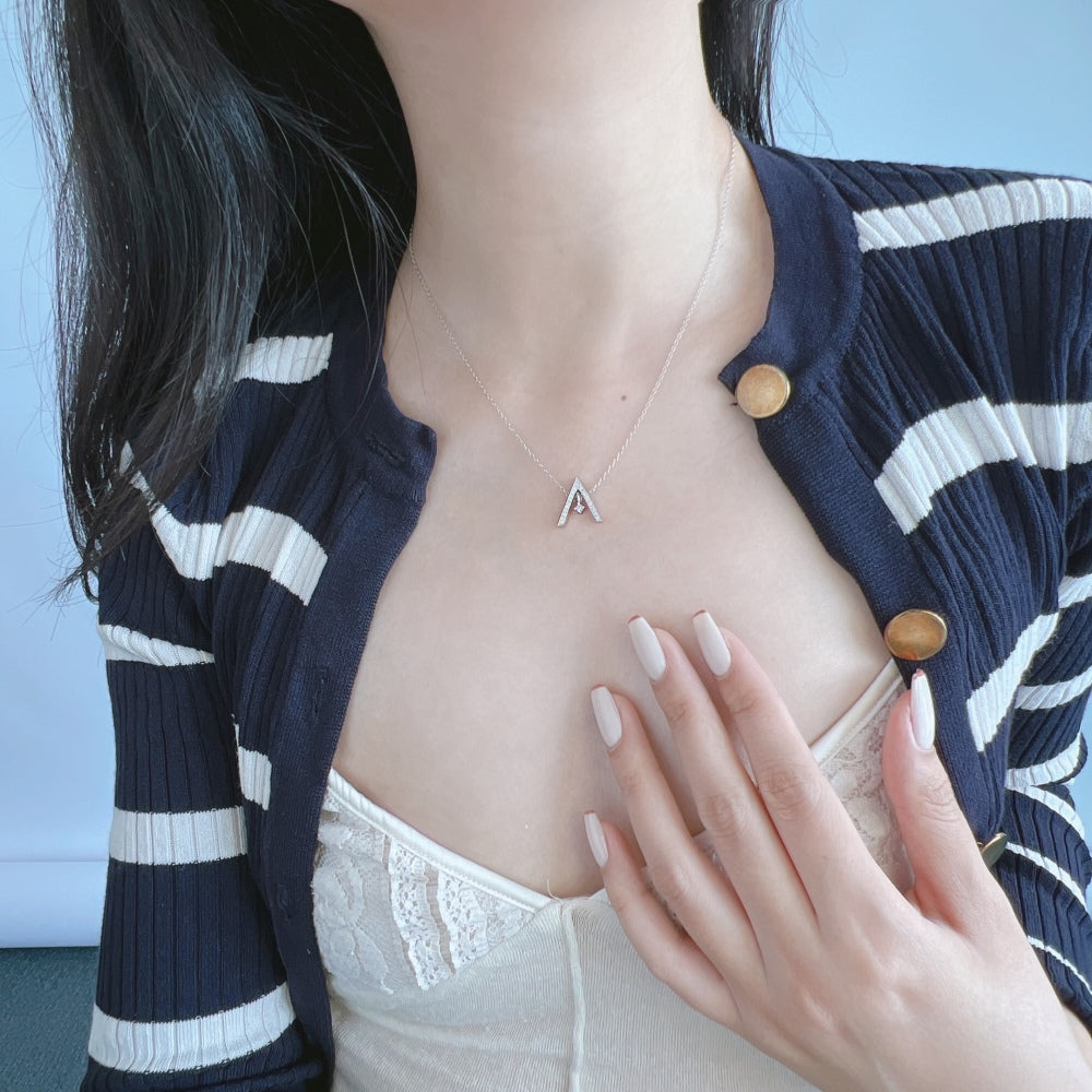 [Lumi Jewels]Sparkling "A" Shape Necklace