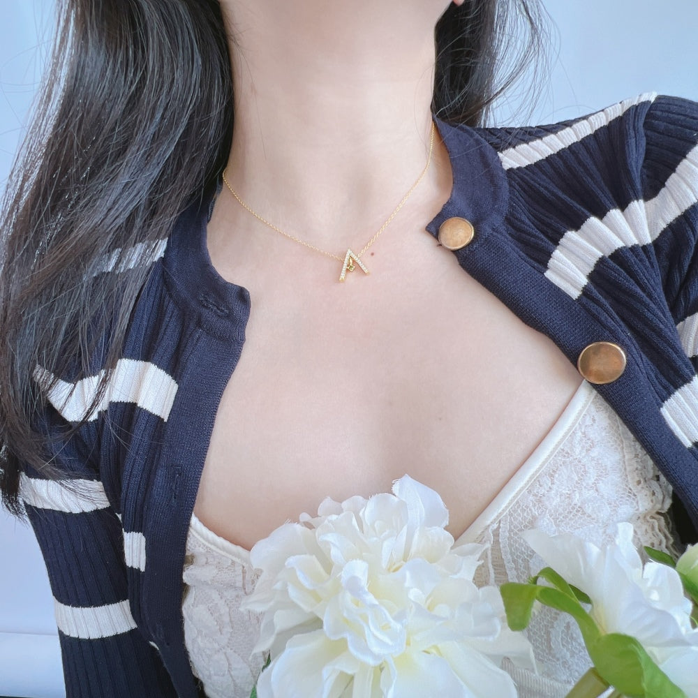 [Lumi Jewels]Sparkling "A" Shape Necklace
