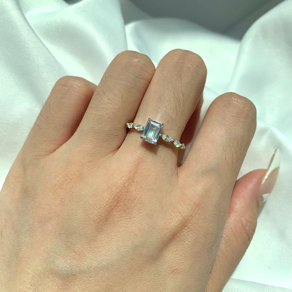 [Lumi Jewels]1.0 Carat Dainty Resplendent Radiant Cut Daily Ring