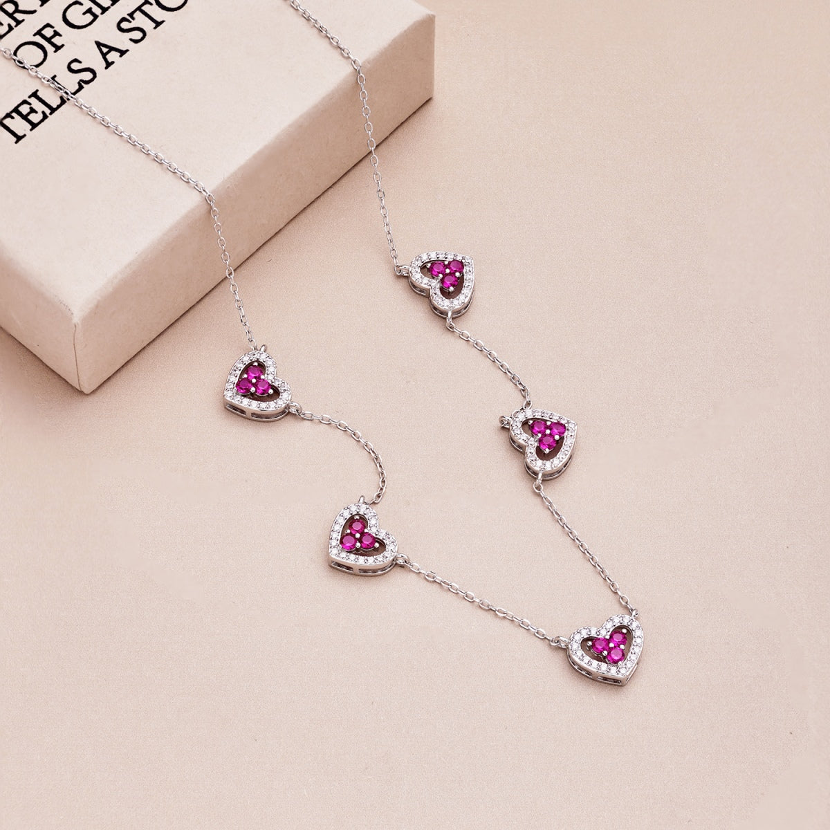 [Lumi Jewels]Sparkling Five Heart Necklace