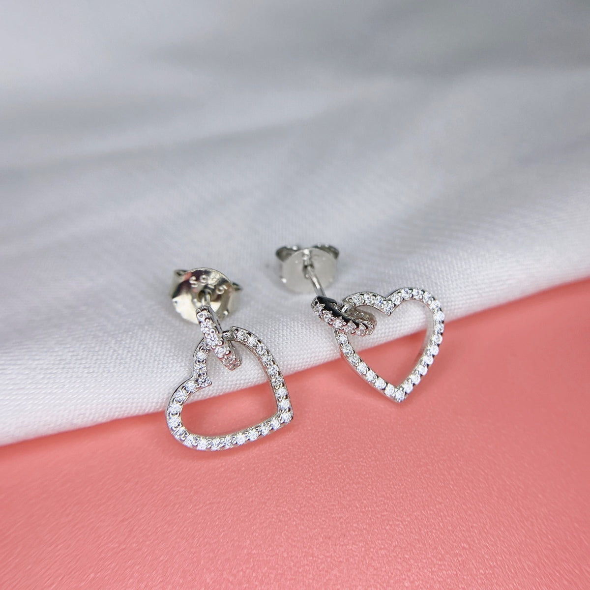 [Lumi Jewels]Dainty Heart Shape Earrings