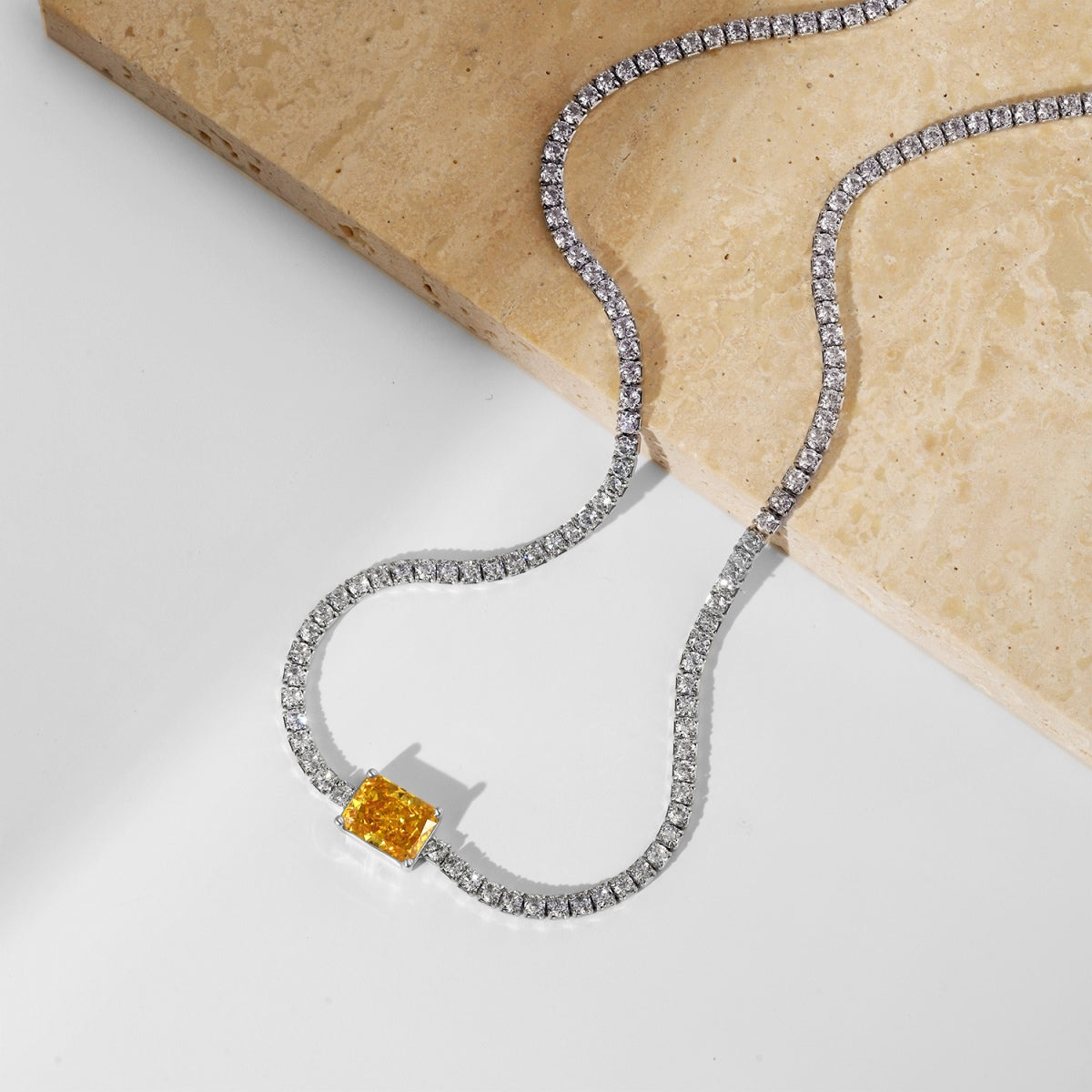 [Lumi Jewels]2.0 carat Ornate Emerald Cut Necklace