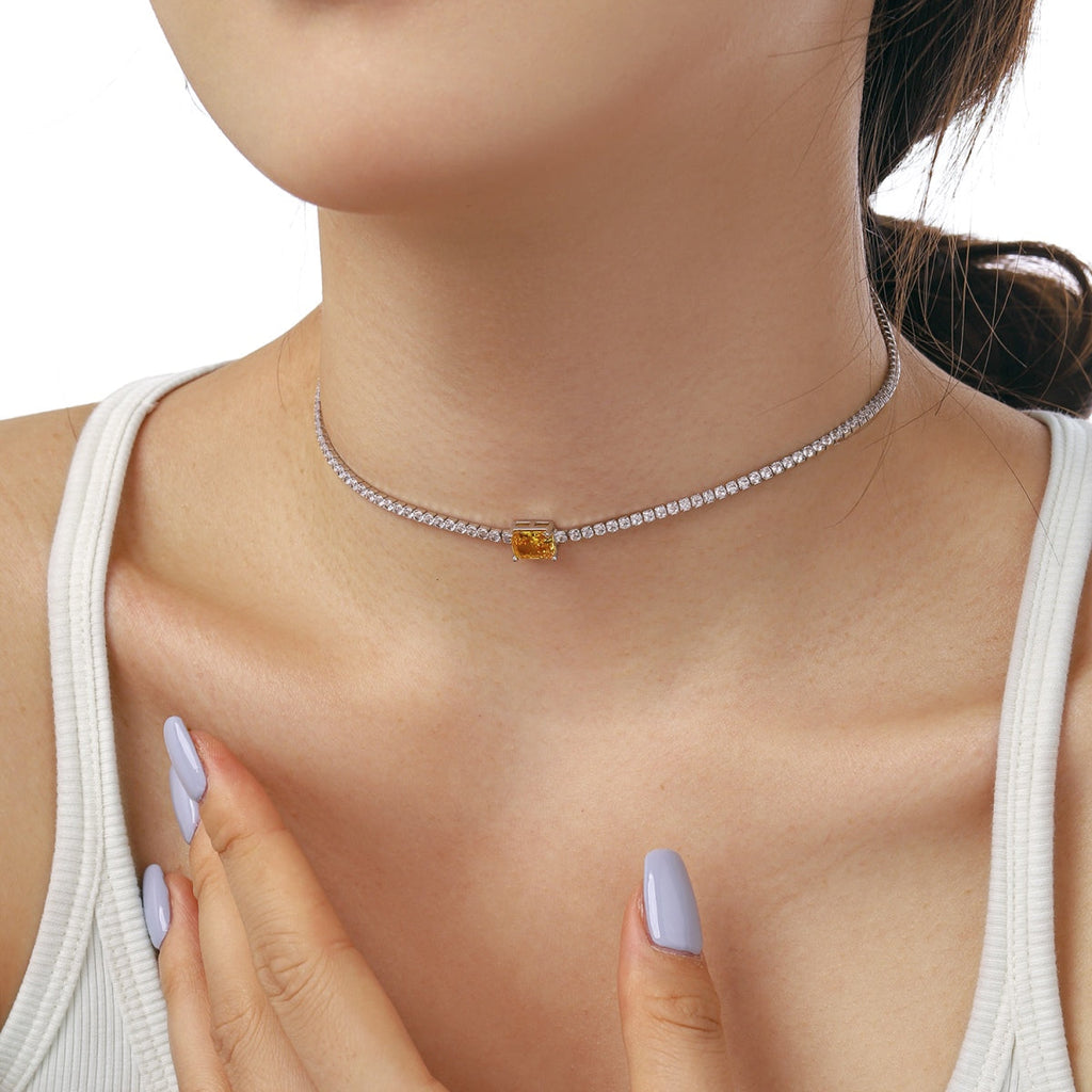 [Lumi Jewels]2.0 carat Ornate Emerald Cut Necklace