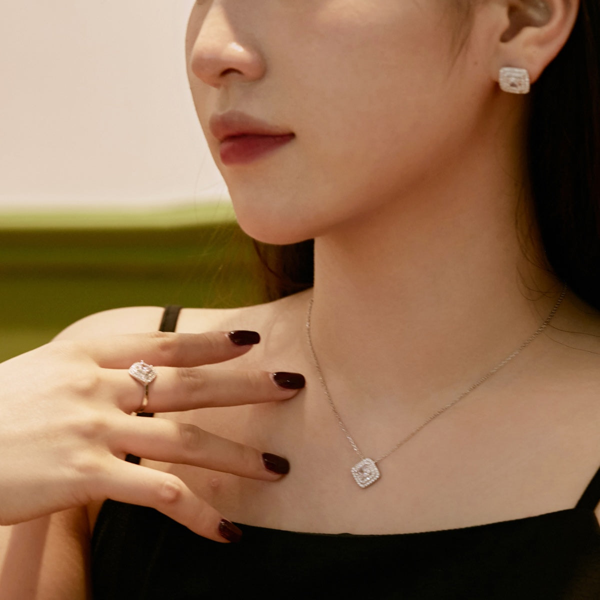 [Lumi Jewels]Sparkling Asscher Cut Necklace