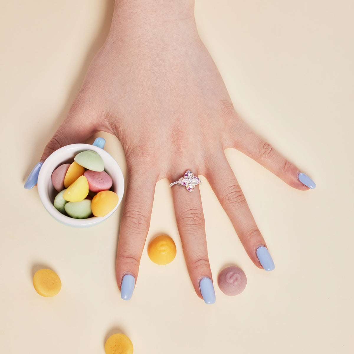 [Lumi Jewels]Luxurious Colorful Flower Shape Banquet Ring