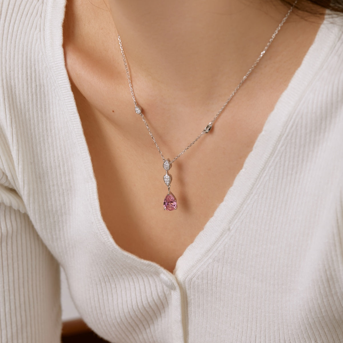 [Lumi Jewels]Dazzling Pear Cut Necklace