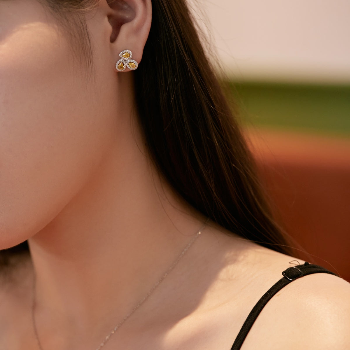 [Lumi Jewels]Ornate Flower Shape Pear Cut Lover Earrings