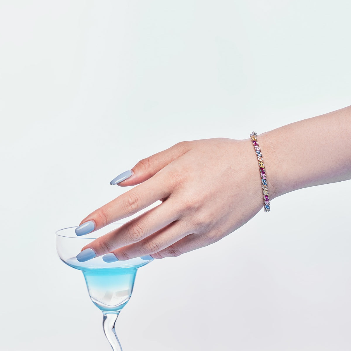 [Lumi Jewels]Ornate Sparkling Multi Cut Party Bracelet