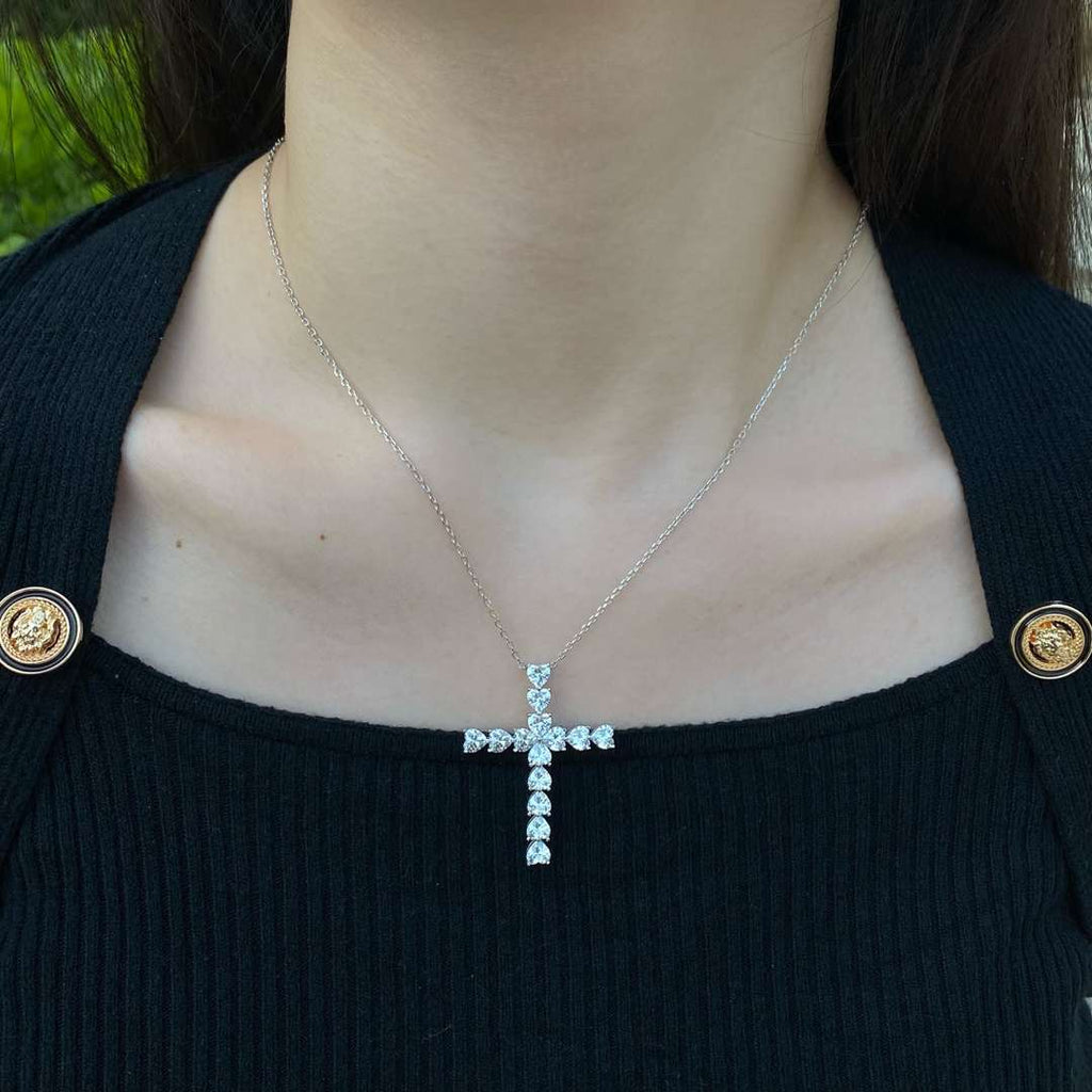 [Lumi Jewels]Radiant Cross Shape Necklace
