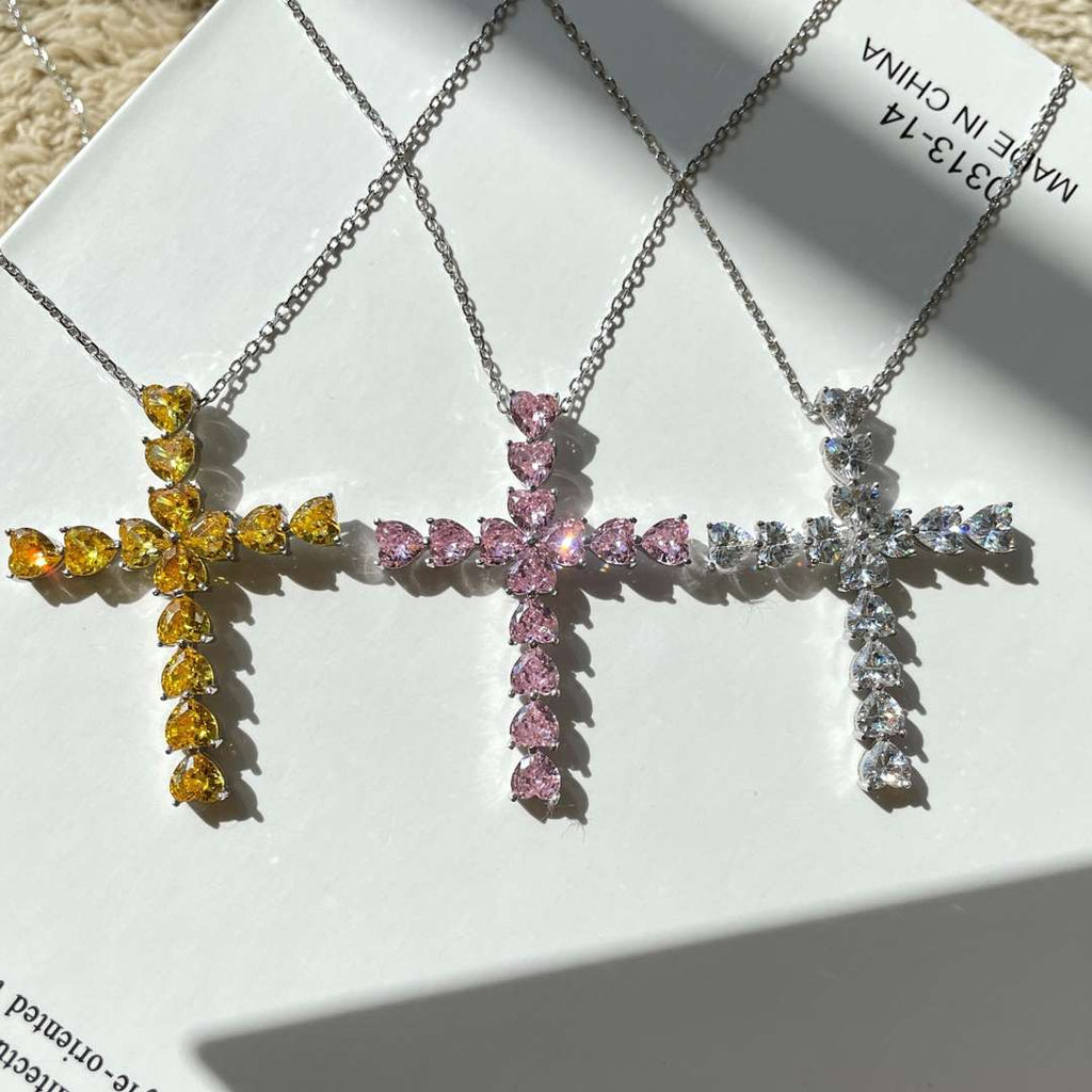 [Lumi Jewels]Radiant Cross Shape Necklace