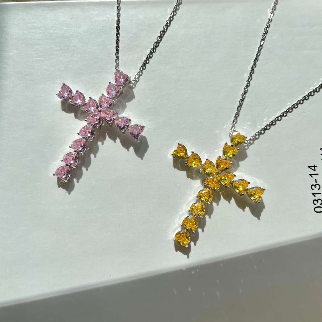 [Lumi Jewels]Radiant Cross Shape Necklace