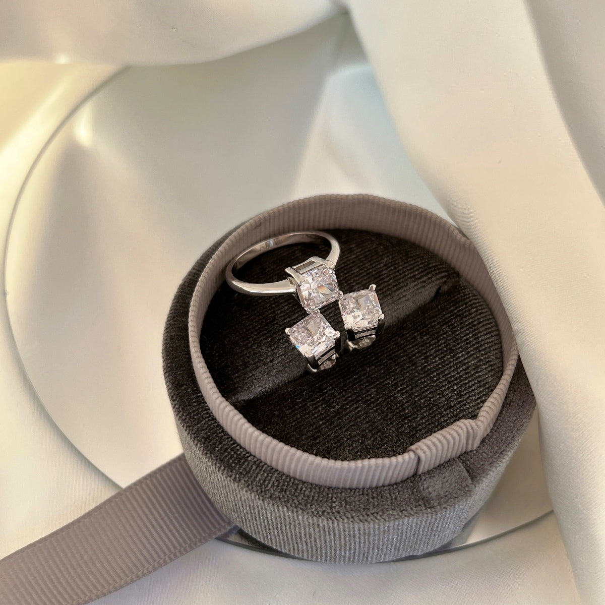 [Lumi Jewels]1.0 Carat Radiant Princess Cut Wedding Earrings
