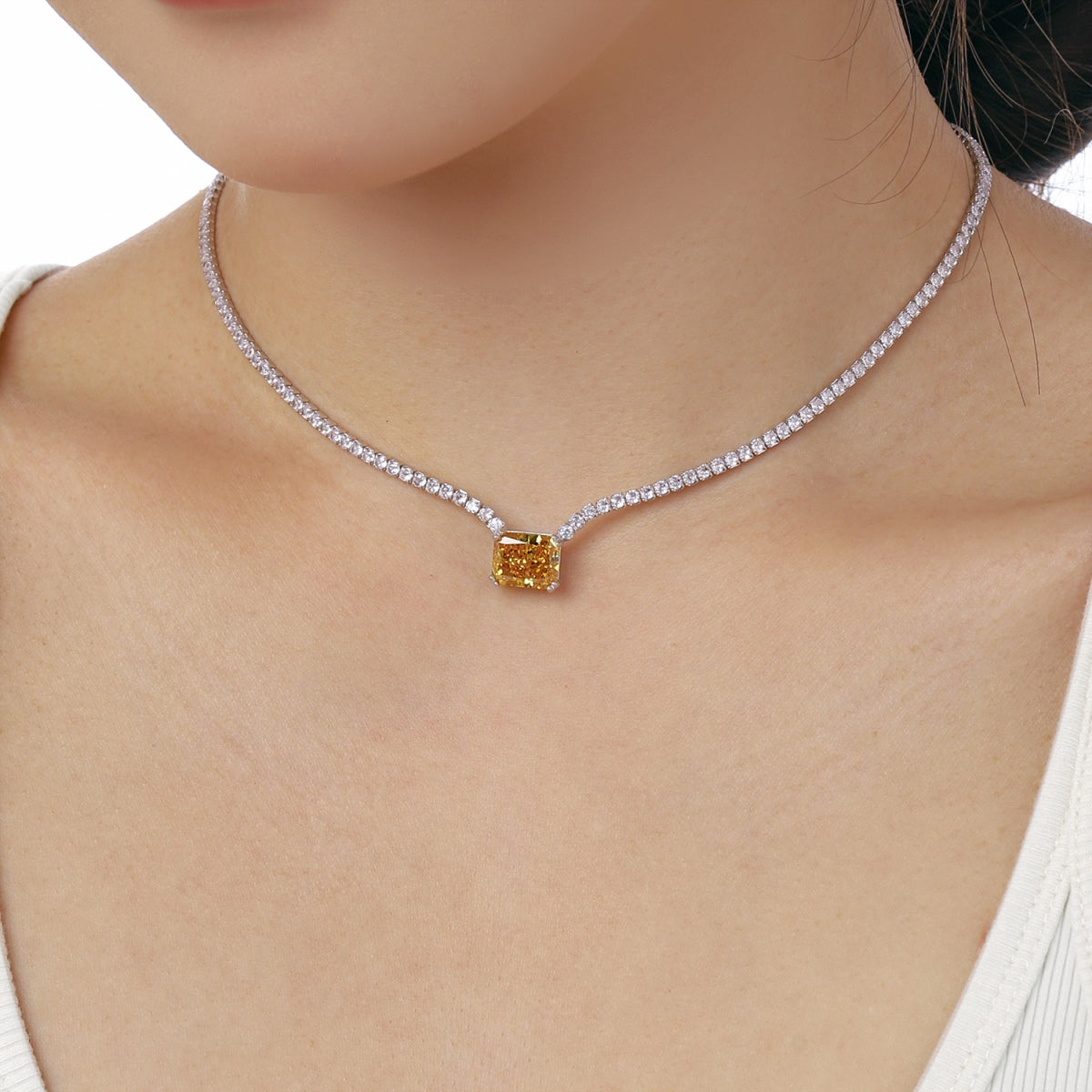 [Lumi Jewels]4.0 Carat Elegant Radiant Cut Necklace