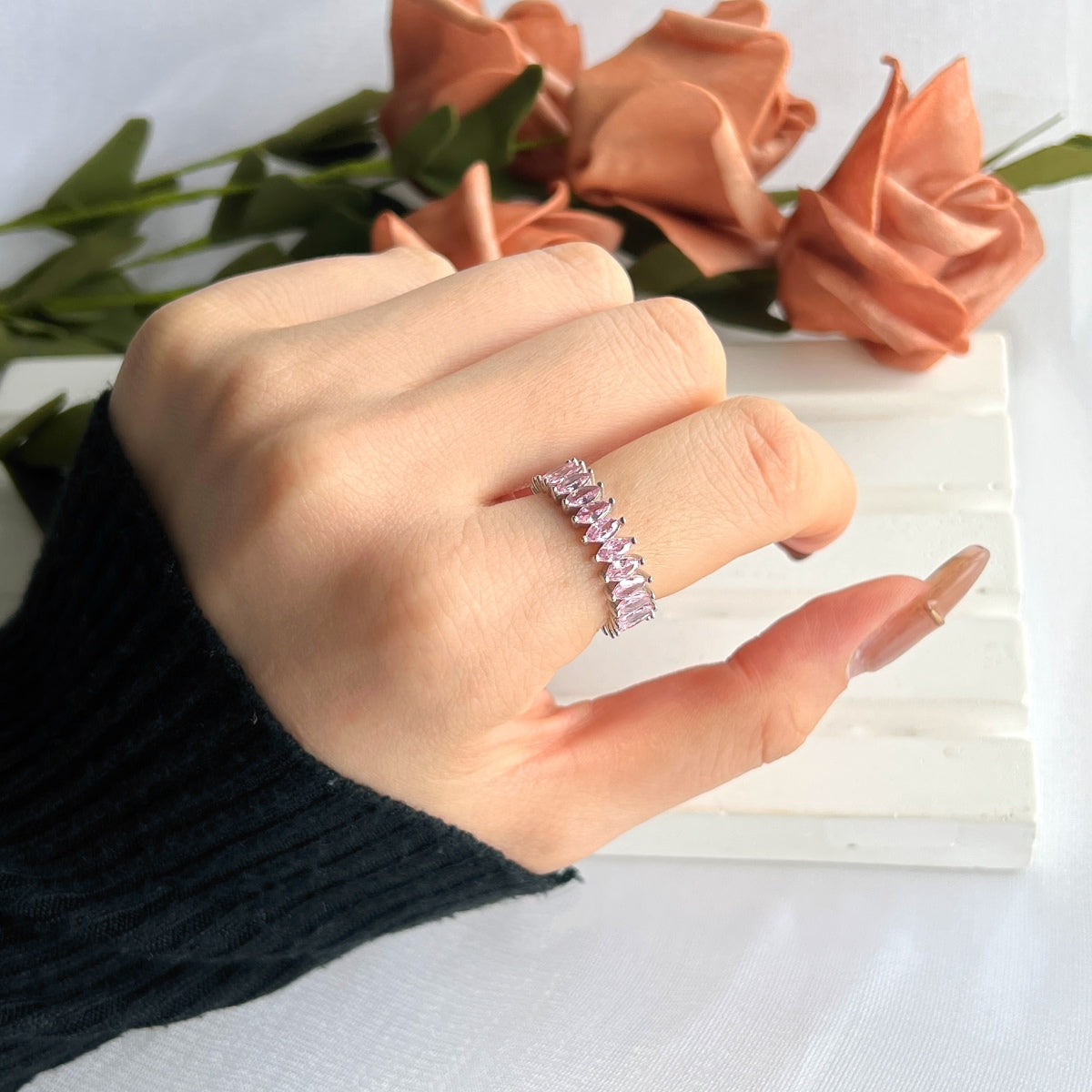 [Lumi Jewels]Gorgeous Marquise Cut Tennis Ring