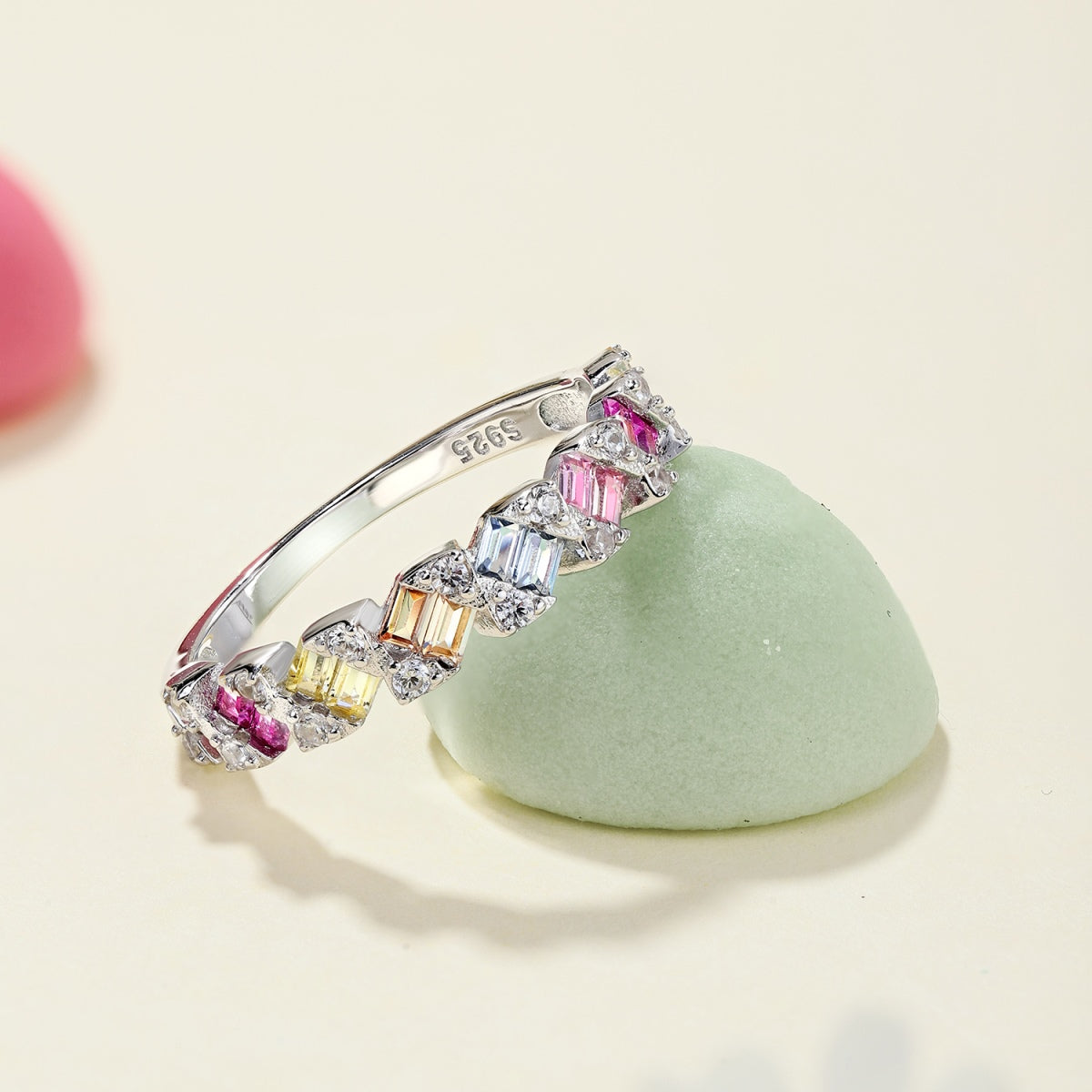 [Lumi Jewels]Delicate Vibrant Emerald Cut Daily Ring