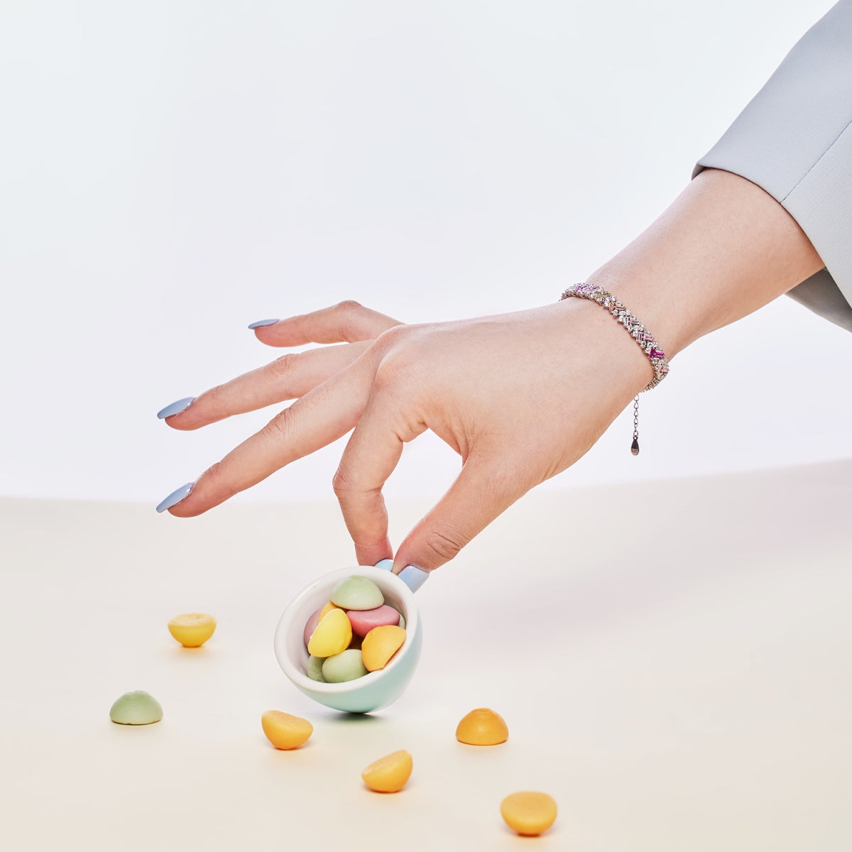 [Lumi Jewels]Dazzling Unique Multi Shape Daily Bracelet