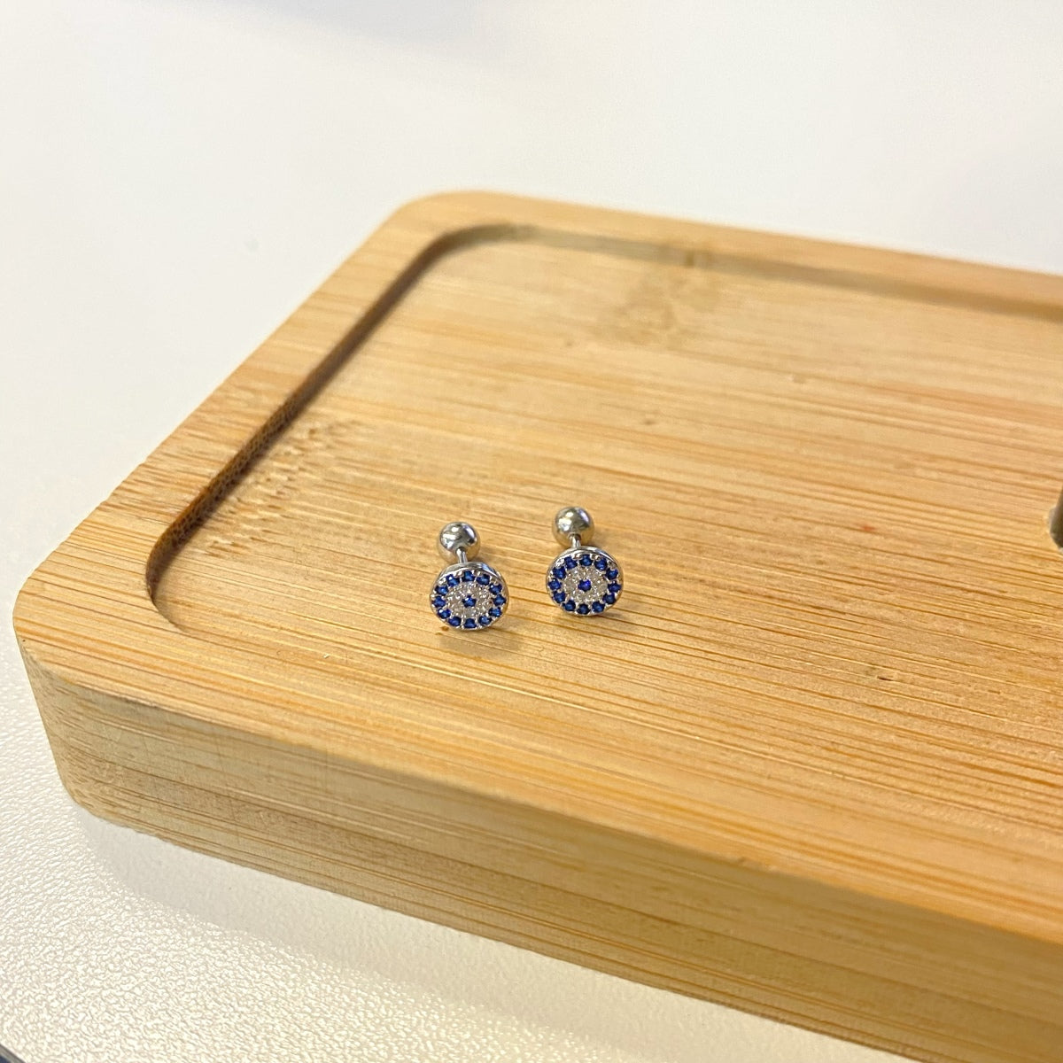 [Lumi Jewels]Devil's Eye Ear Bone Nail Earrings