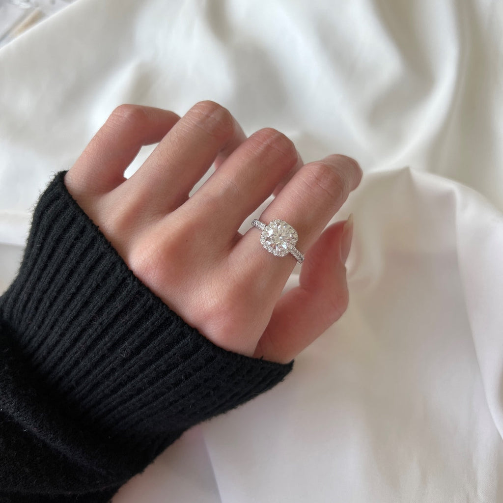 [Lumi Jewels]Dazzling Resplendent Round Cut Wedding Ring