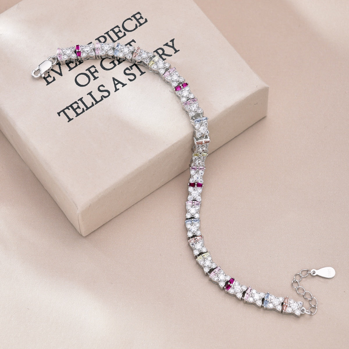 [Lumi Jewels]Unique Colorful Flower Shape Daily Bracelet