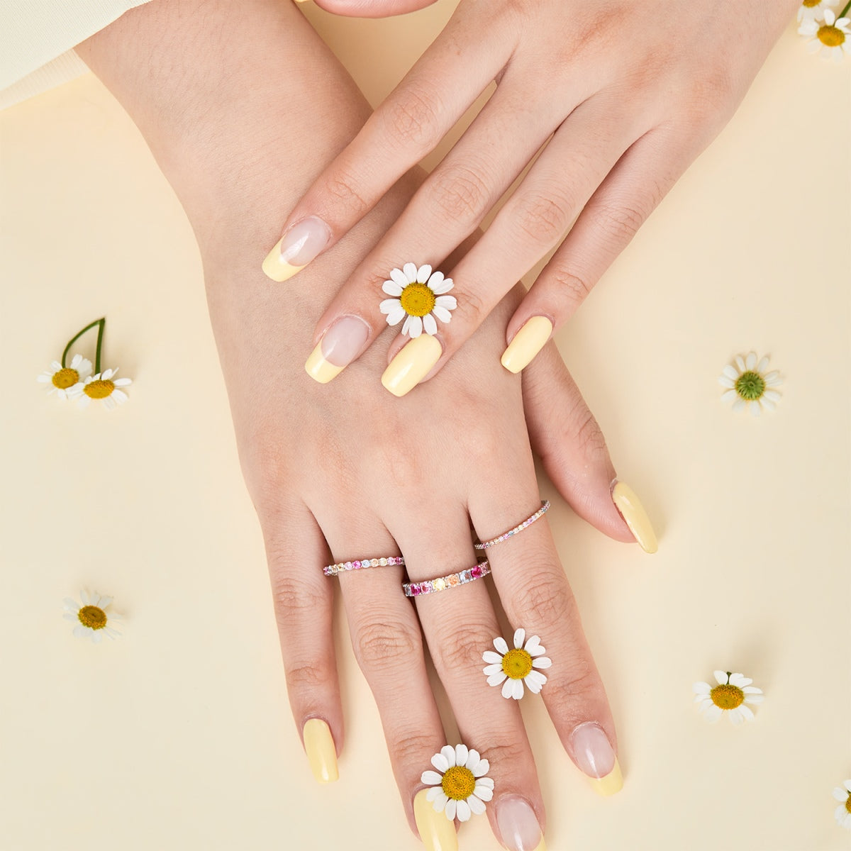[Lumi Jewels]Ornate Colorful Round Cut Tennis Ring