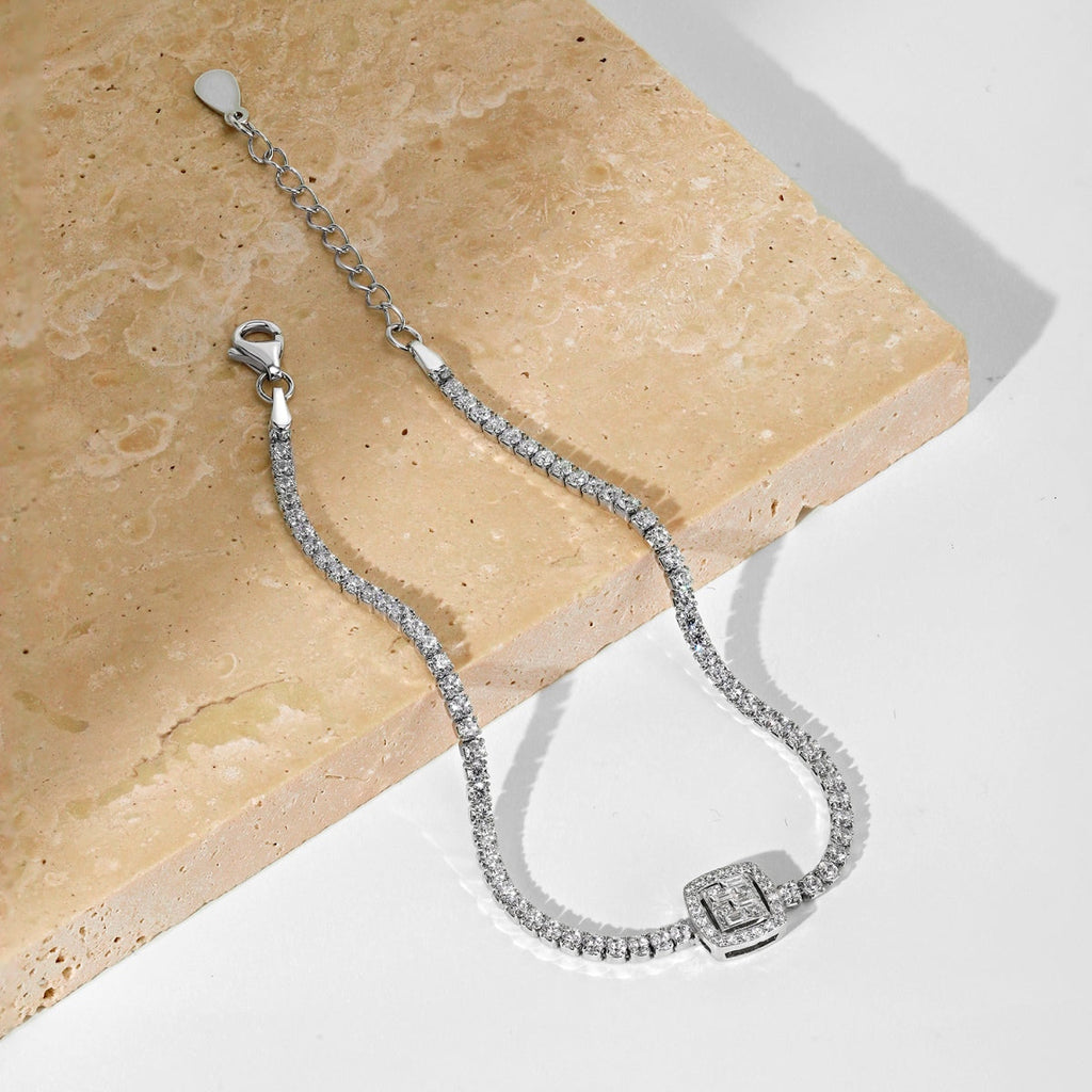 [Lumi Jewels]Luxurious Dazzling Square Shape Banquet Bracelet