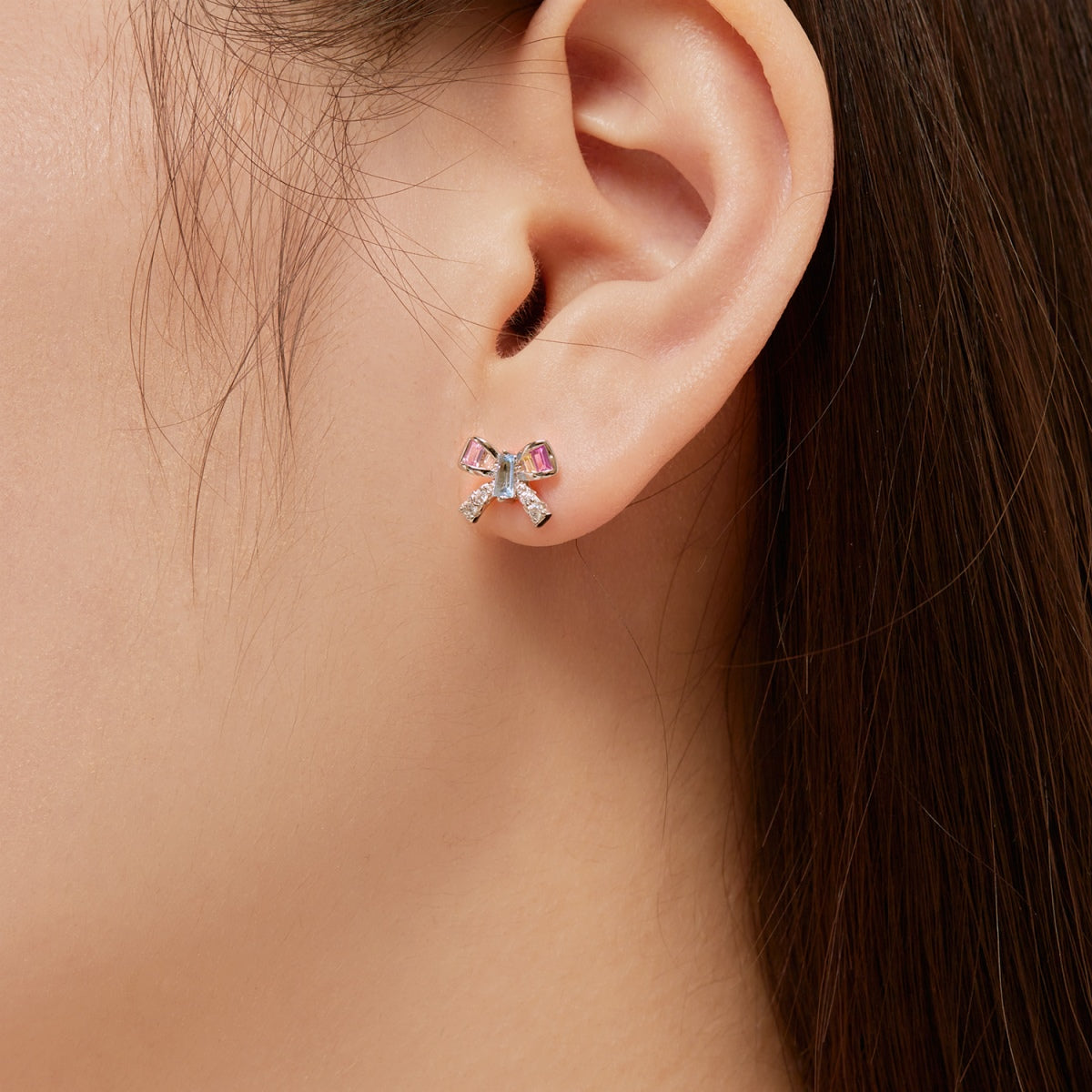 [Lumi Jewels]Ornate Butterfly Shape Daily Earrings