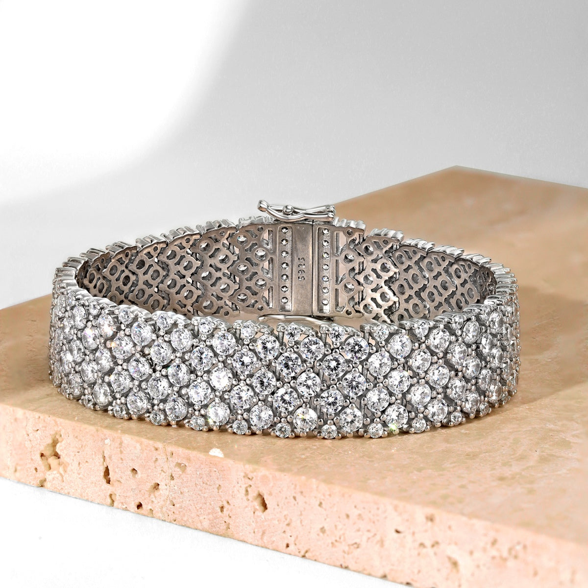 [Lumi Jewels]Ornate Elegant Round Cut Party Bracelet