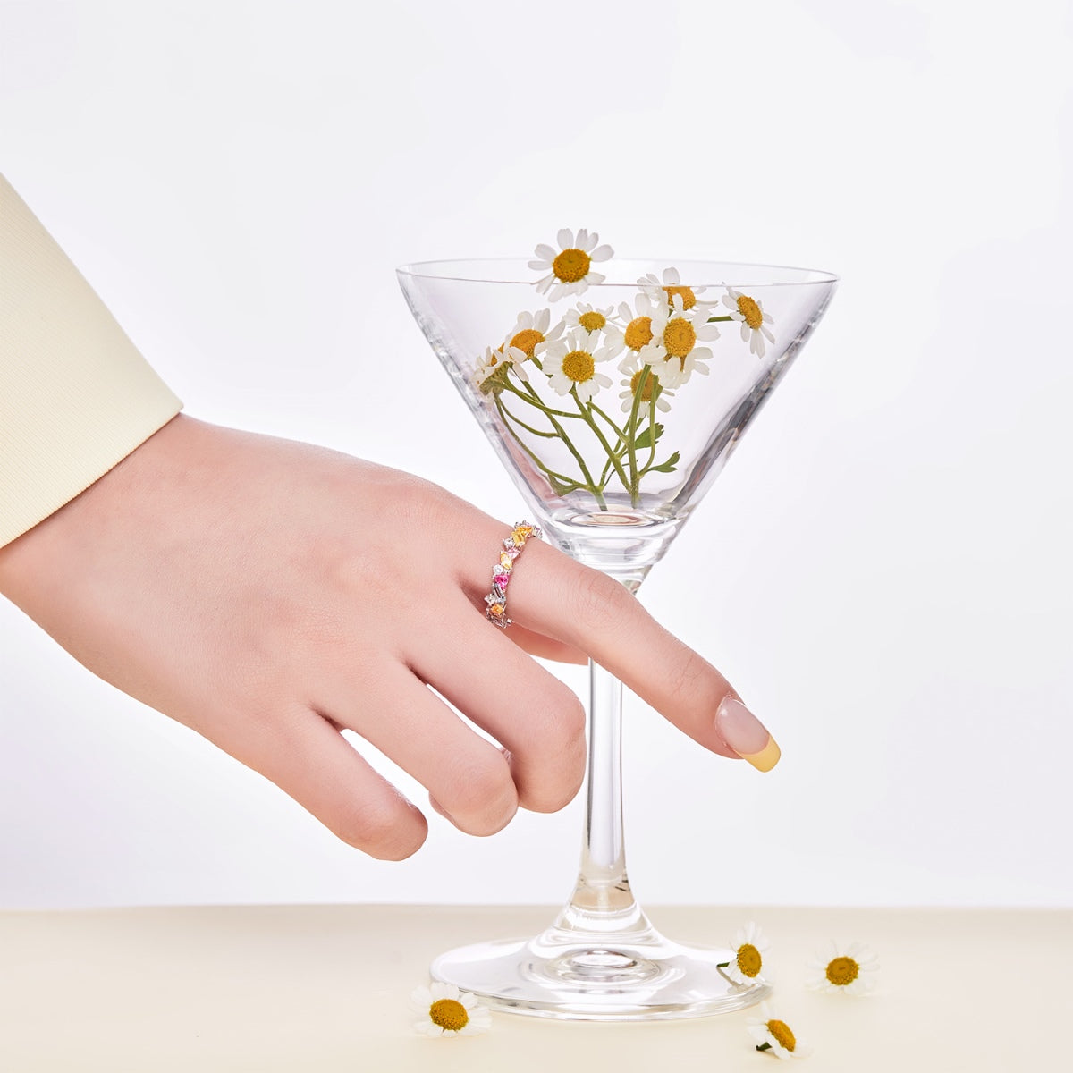 [Lumi Jewels]Dazzling Polychromatic Multi cut Daily Ring