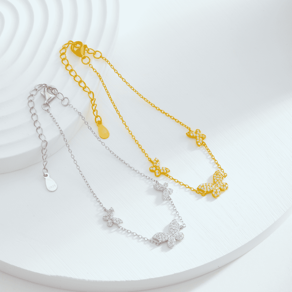 [Lumi Jewels]Delicate Butterfly Pendant Bracelet