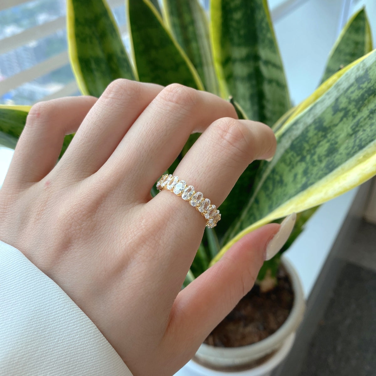 [Lumi Jewels]Ornate Oval Cut Tennis Ring