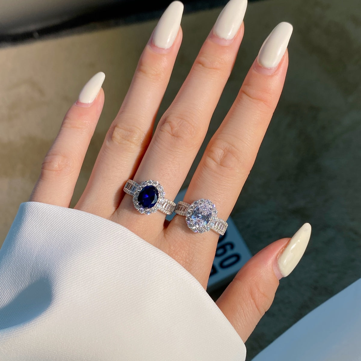 [Lumi Jewels]1.5 Carat Dazzling Charming Oval Cut Banquet Ring