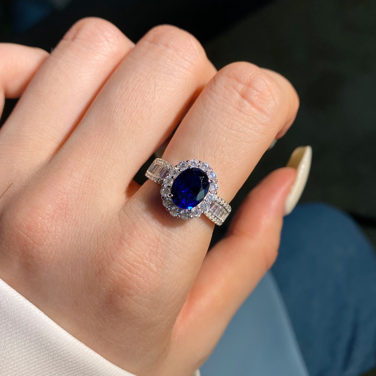 [Lumi Jewels]1.5 Carat Dazzling Charming Oval Cut Banquet Ring
