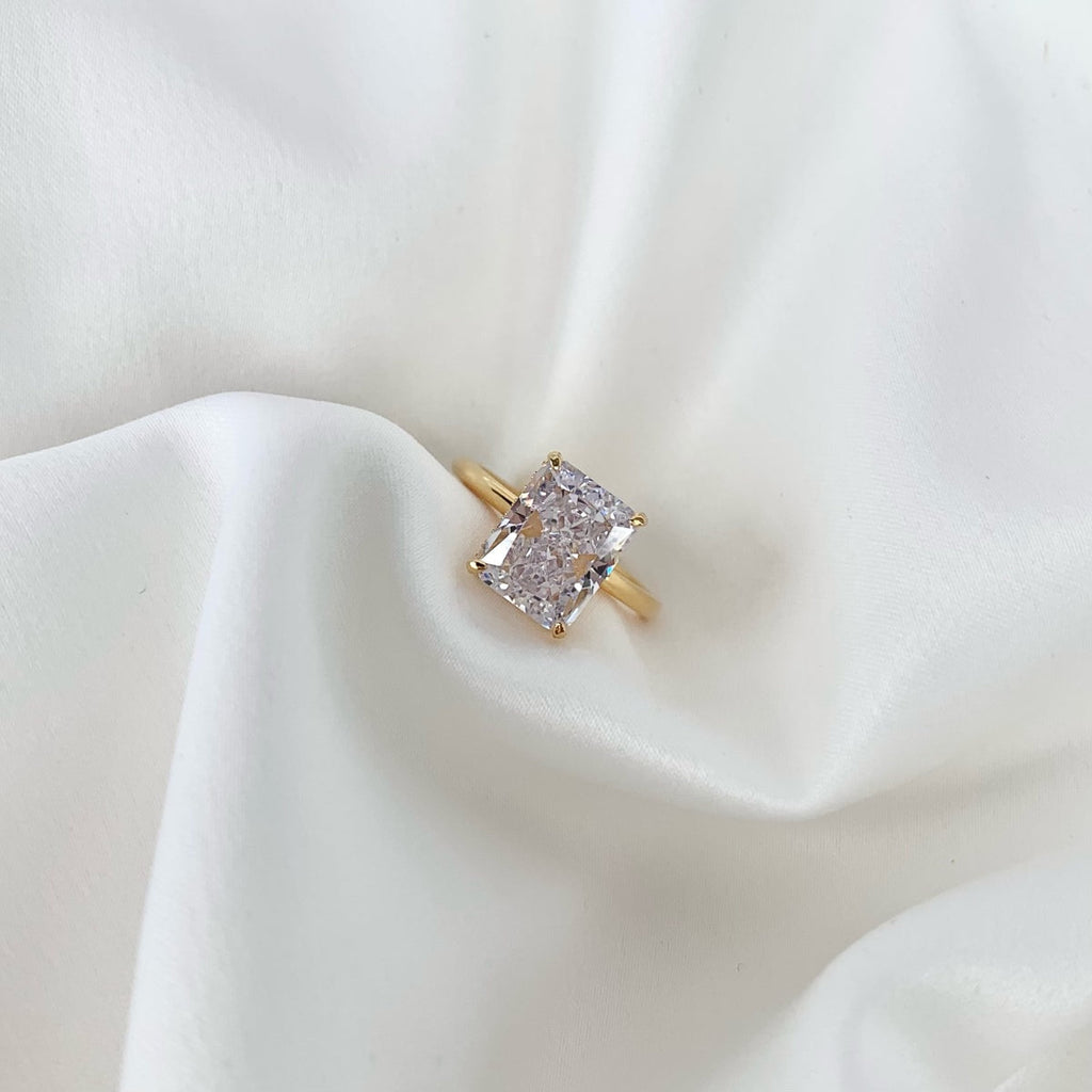 [Lumi Jewels]4.0 Carat Ornate Enchanting Radiand Cut Banquet Ring