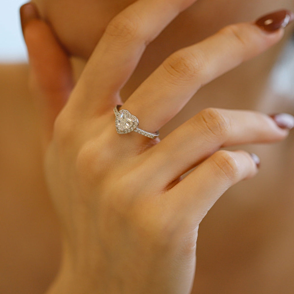 [Lumi Jewels]Eternity Splashy Romantic Heart Shape Lover Ring