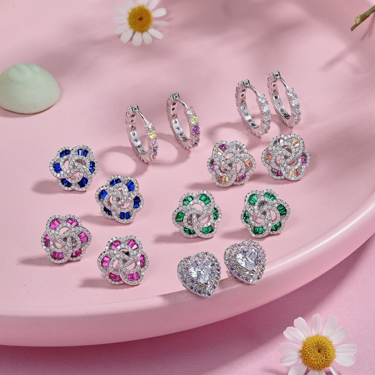 [Lumi Jewels]Dazzling Heart Shape Lover Earrings