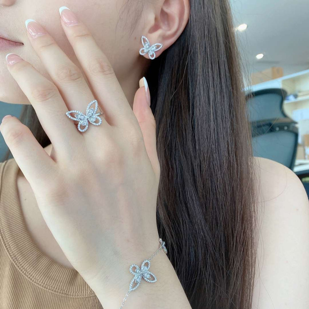 [Lumi Jewels]Delicate Butterfly Pendant Bracelet