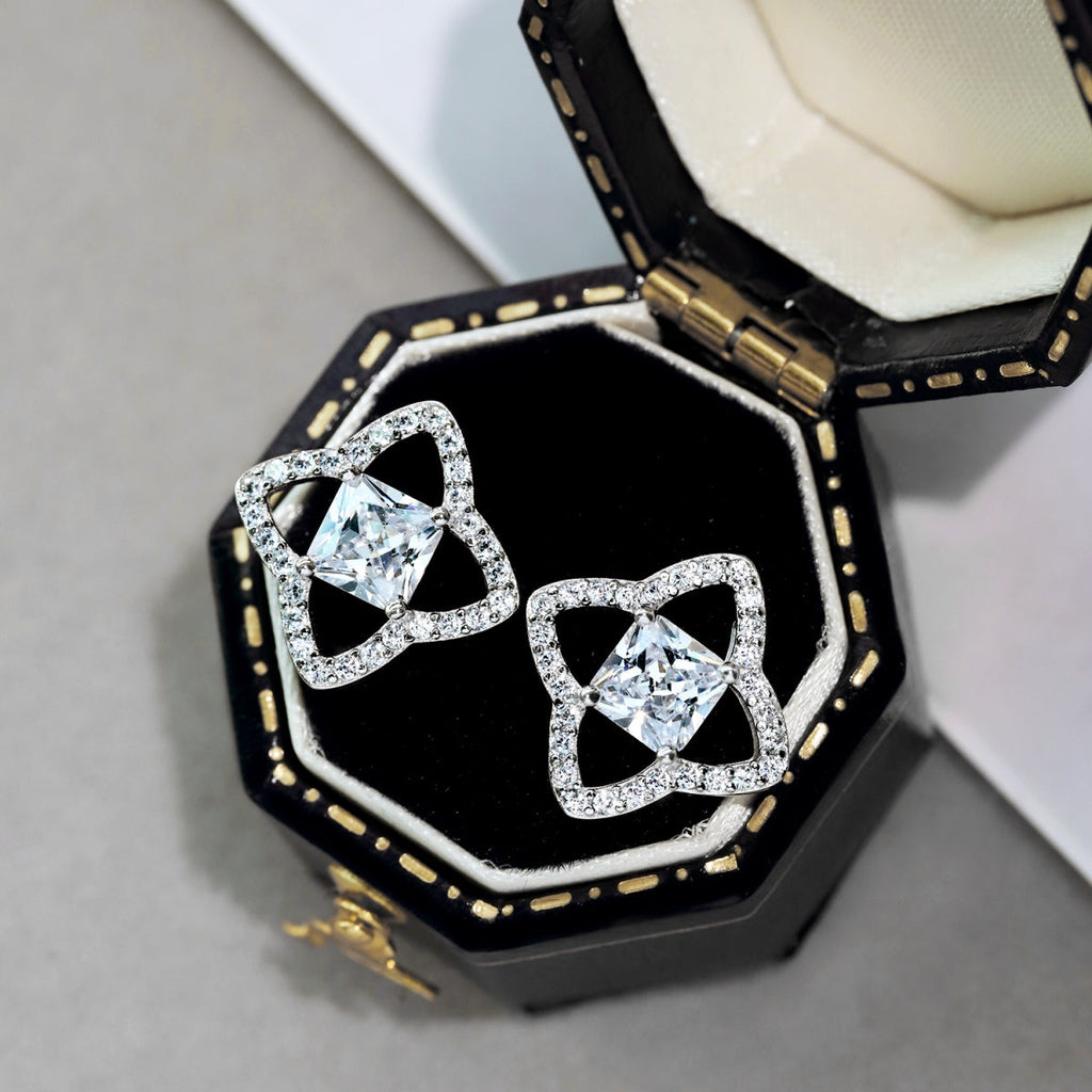 [Lumi Jewels]Elegant Star Shape Princess Cut Daily Earrings