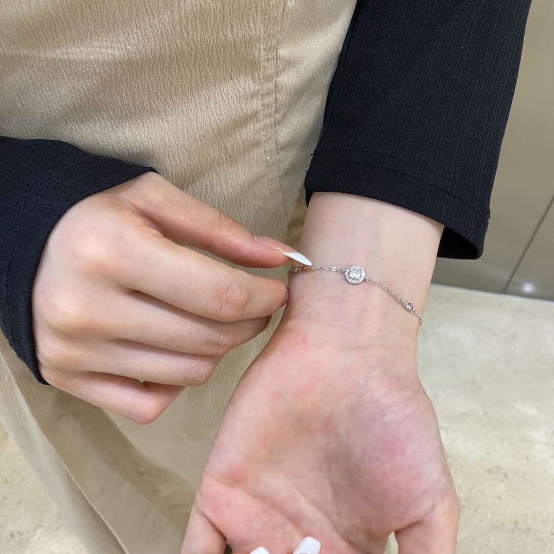 [Lumi Jewels]Dazzling Round Cut Shape Bracelet