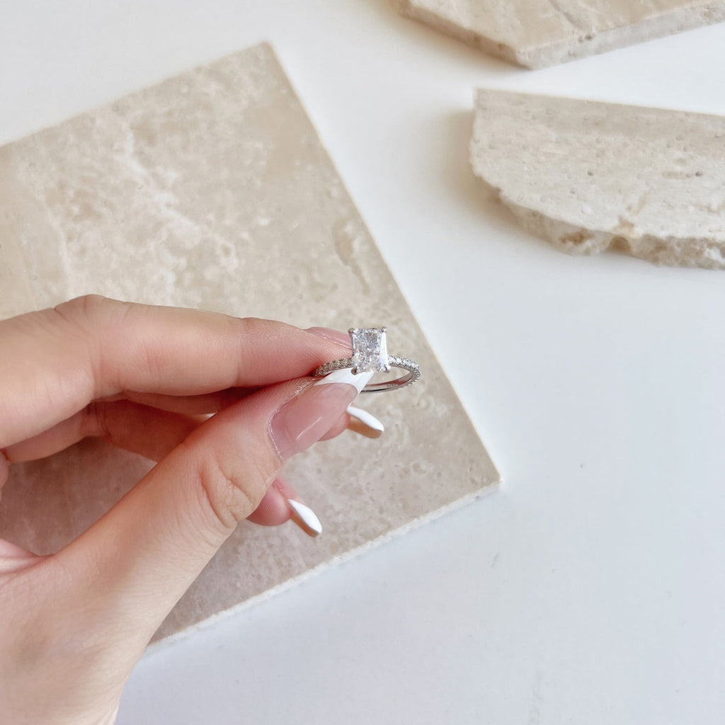 [Lumi Jewels]2.0 Carat Dazzling Sparkling Radiant Cut Party Ring