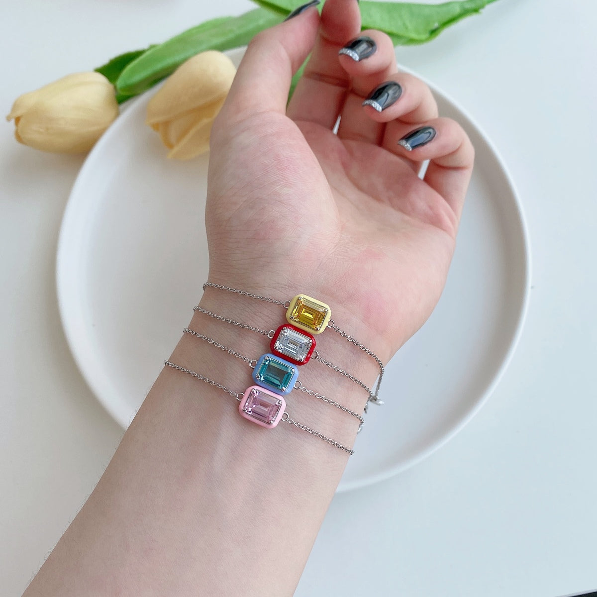 [Lumi Jewels]2.0 Carat Sparkling Colorful Emerald Cut Daily Bracelet
