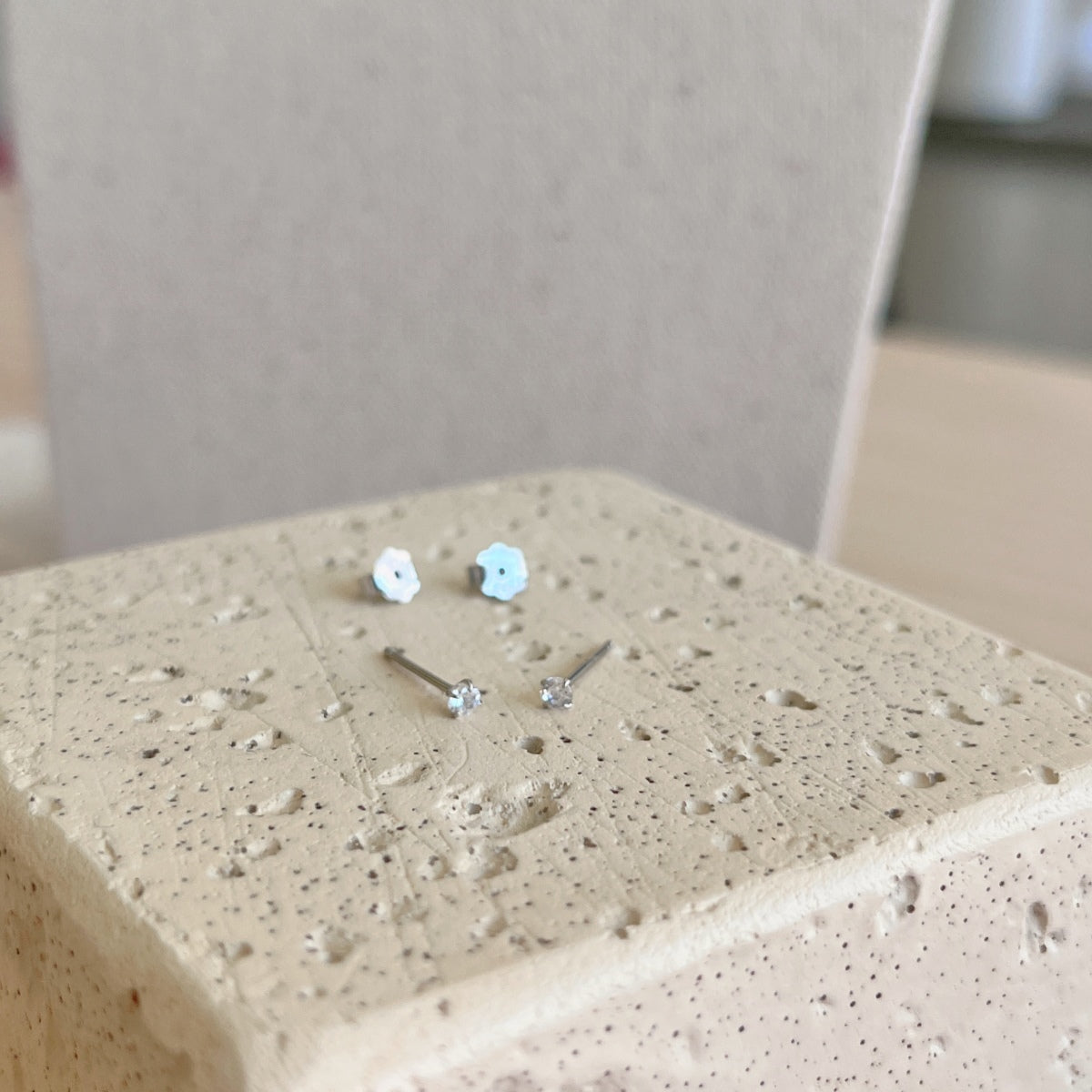 [Lumi Jewels]Delicate Solitaire Earrings