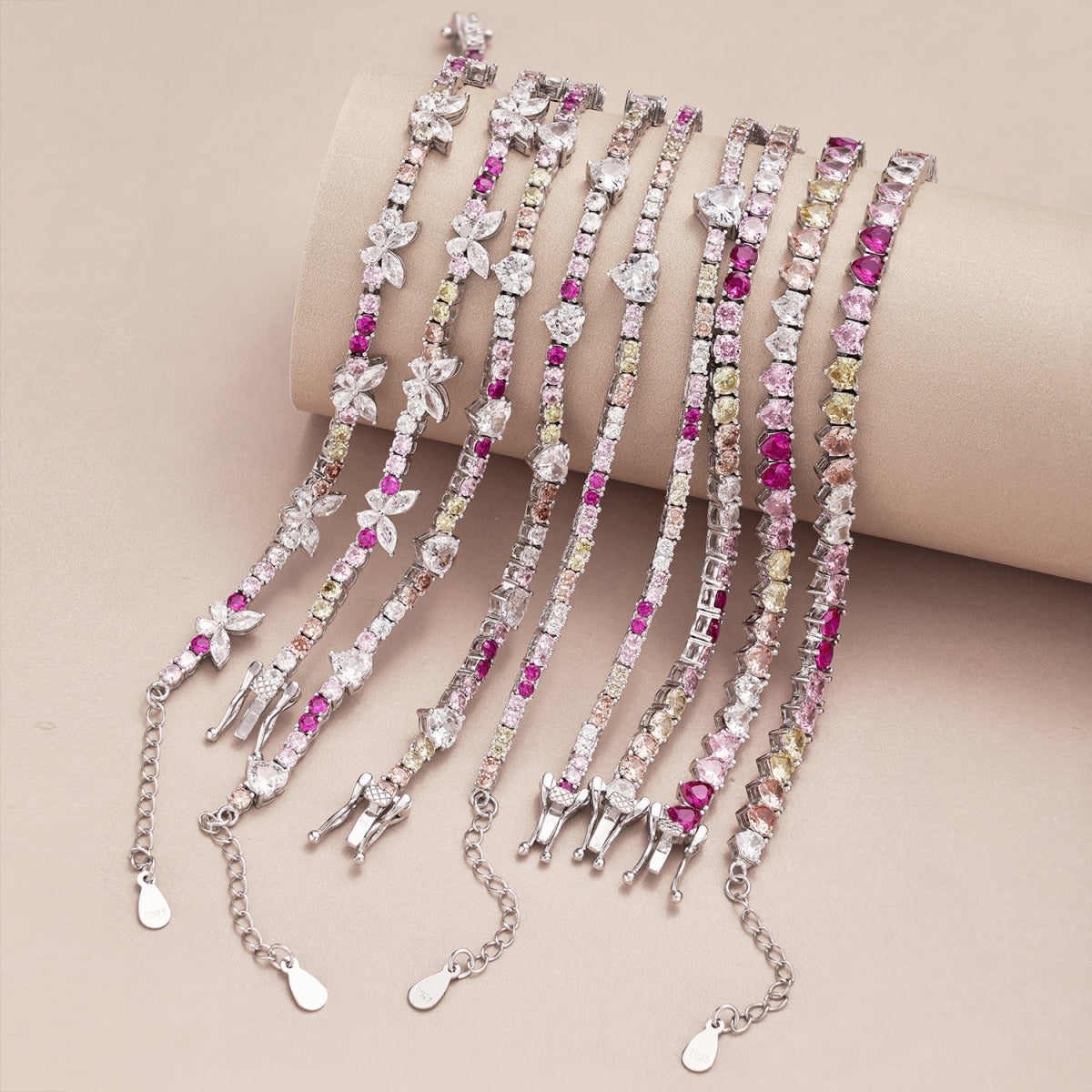 [Lumi Jewels]Romantic Heart Shape Round Cut Lover Bracelet