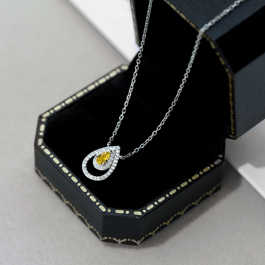 [Lumi Jewels]Sparkling Pear Cut Necklace